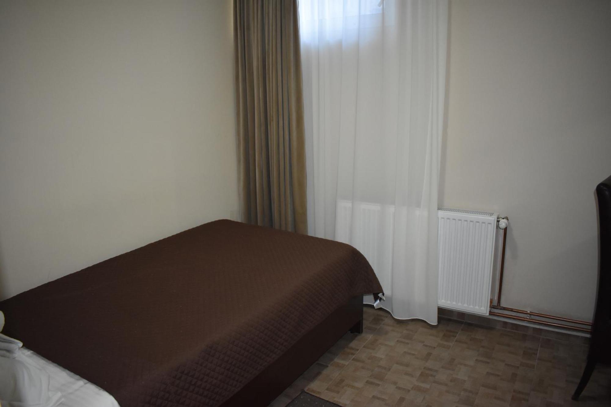 Garni Hotel Lion Jagodina Eksteriør bilde