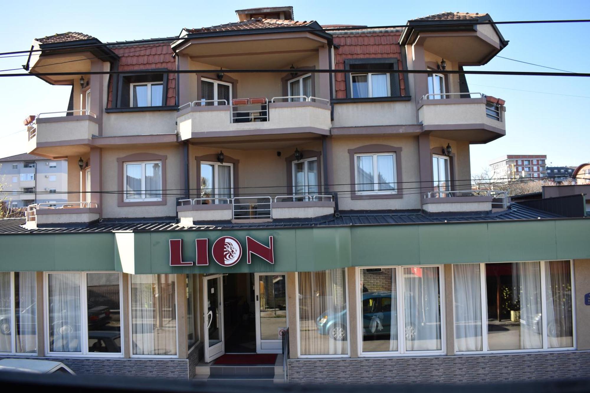 Garni Hotel Lion Jagodina Eksteriør bilde