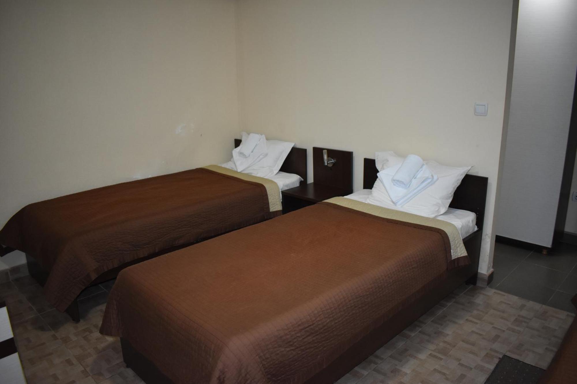 Garni Hotel Lion Jagodina Eksteriør bilde