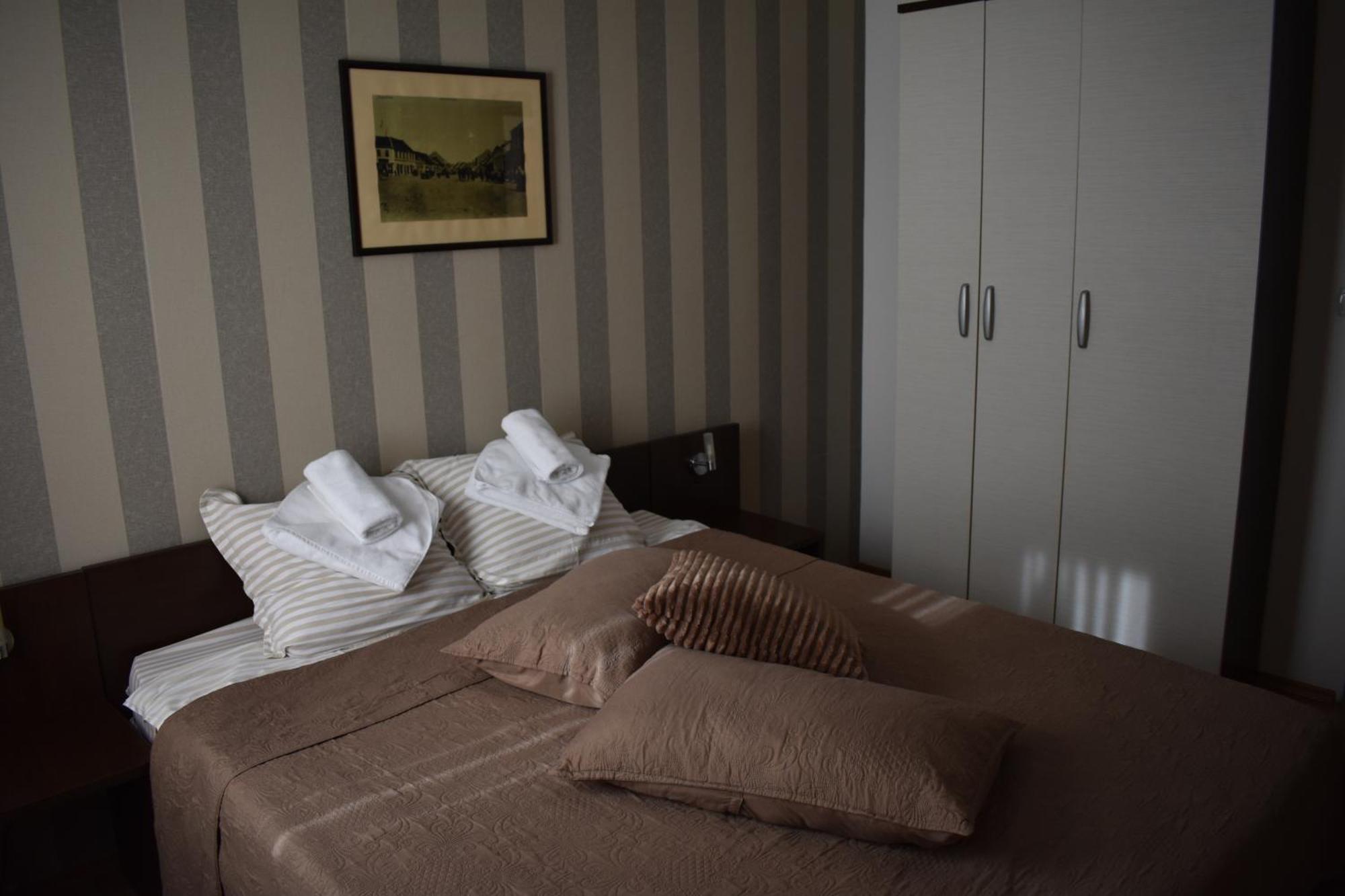 Garni Hotel Lion Jagodina Eksteriør bilde