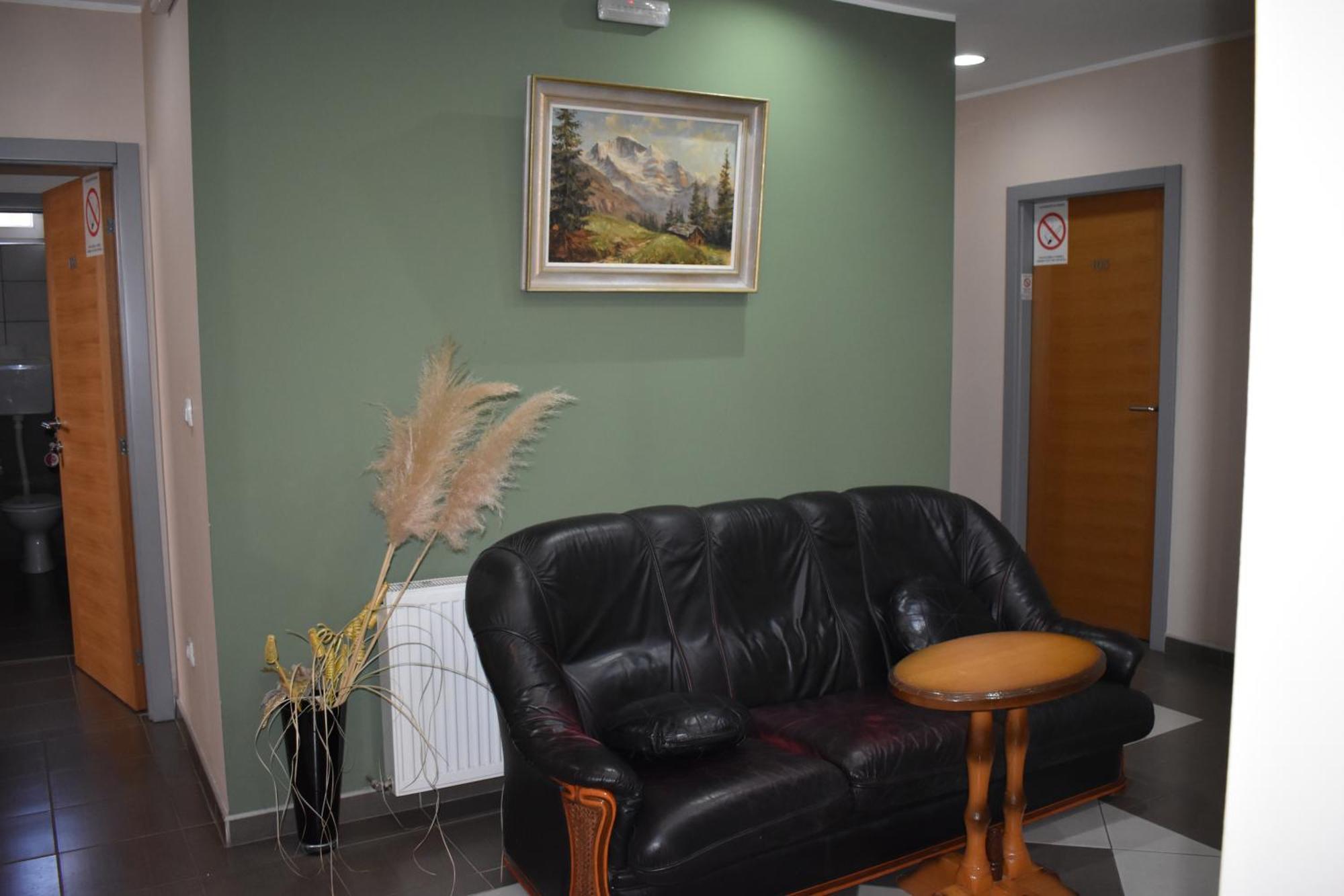 Garni Hotel Lion Jagodina Eksteriør bilde