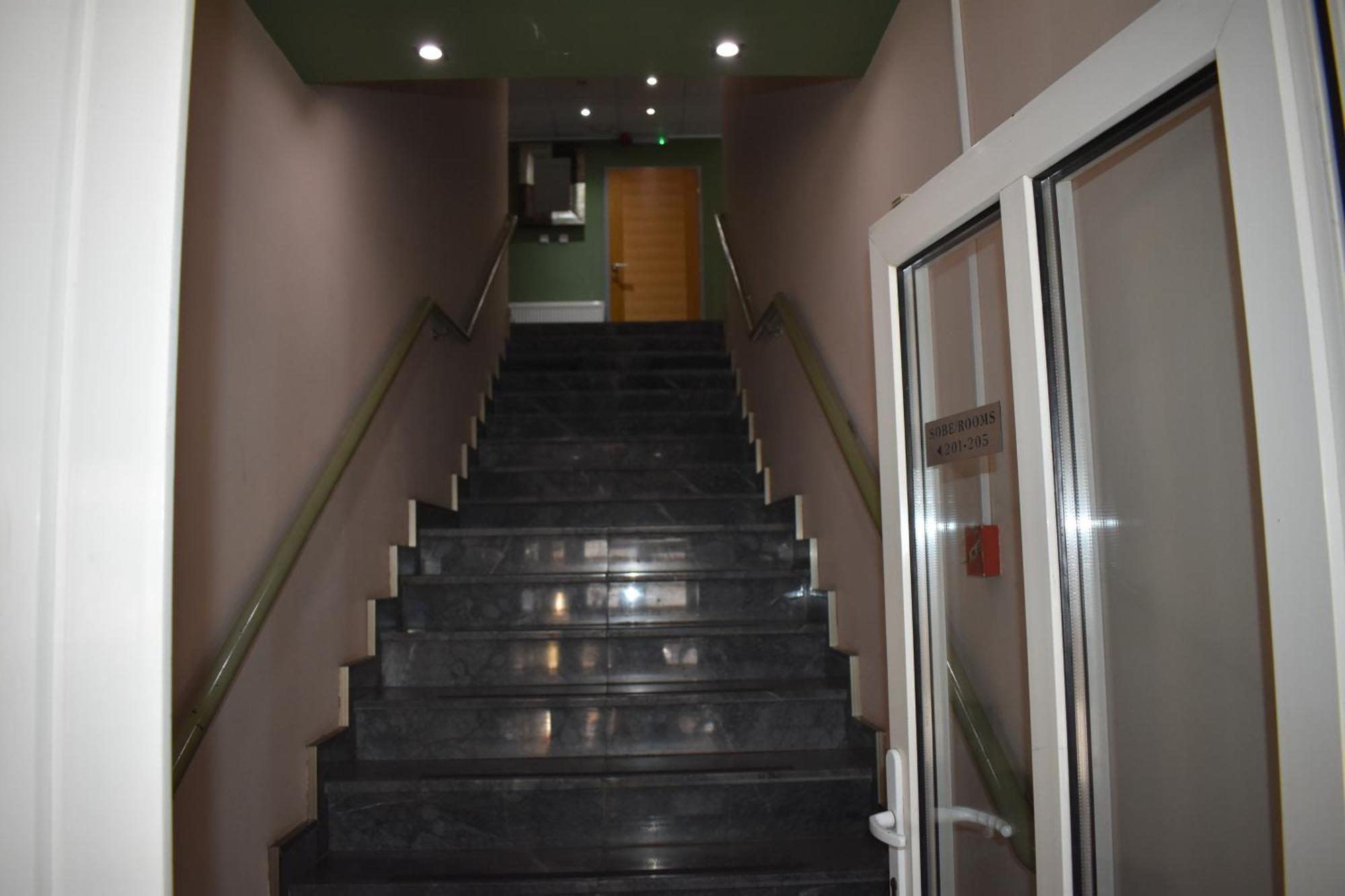 Garni Hotel Lion Jagodina Eksteriør bilde
