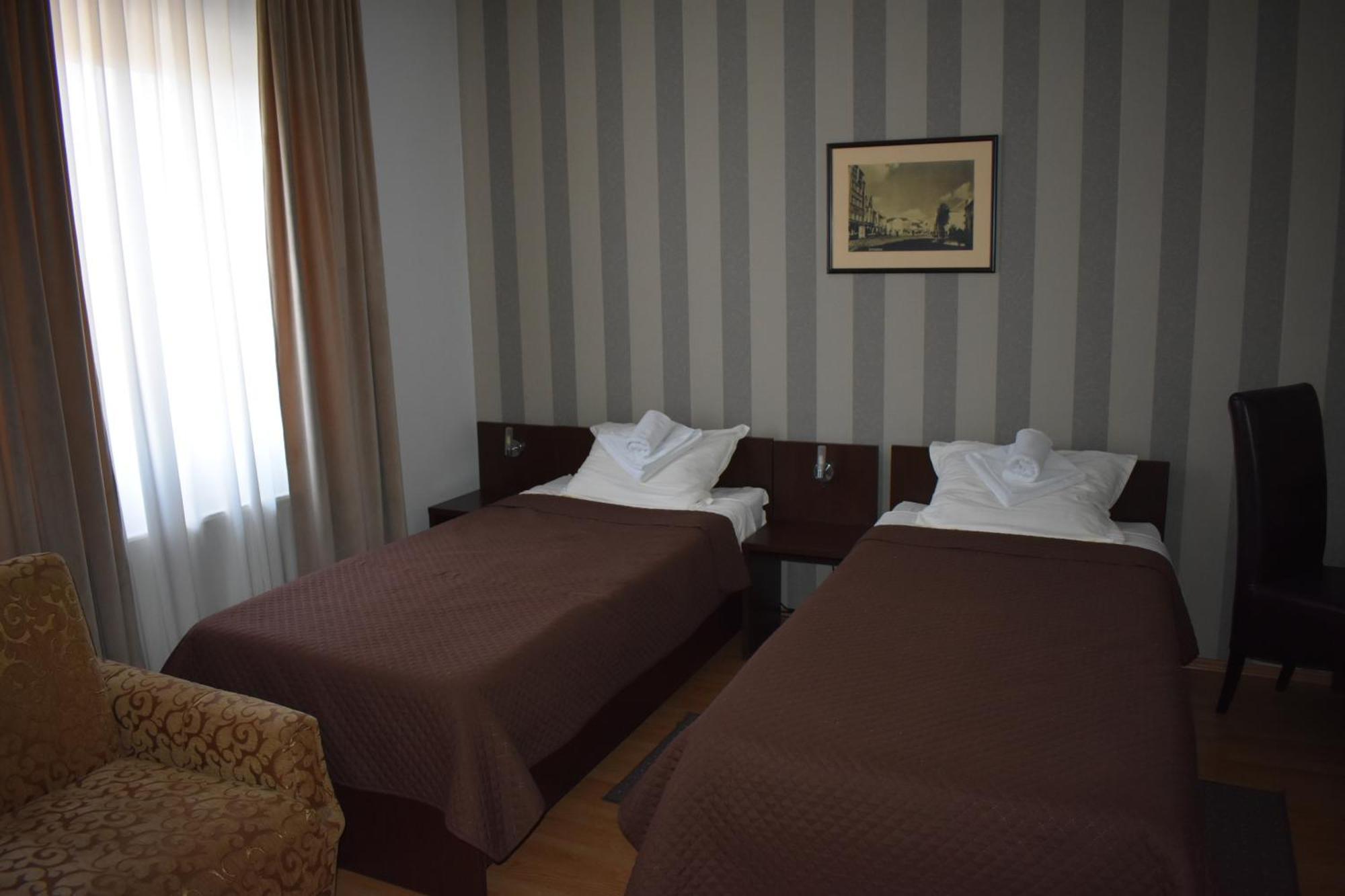Garni Hotel Lion Jagodina Eksteriør bilde