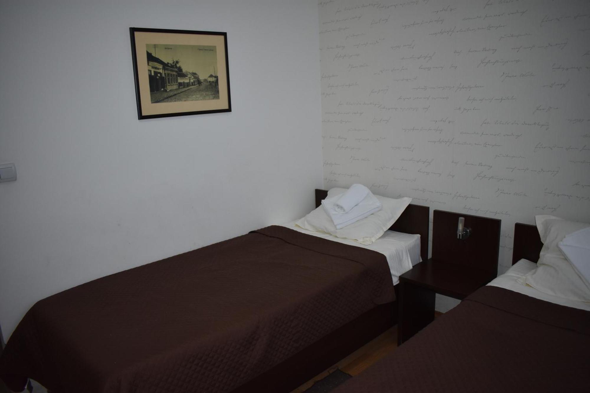 Garni Hotel Lion Jagodina Eksteriør bilde